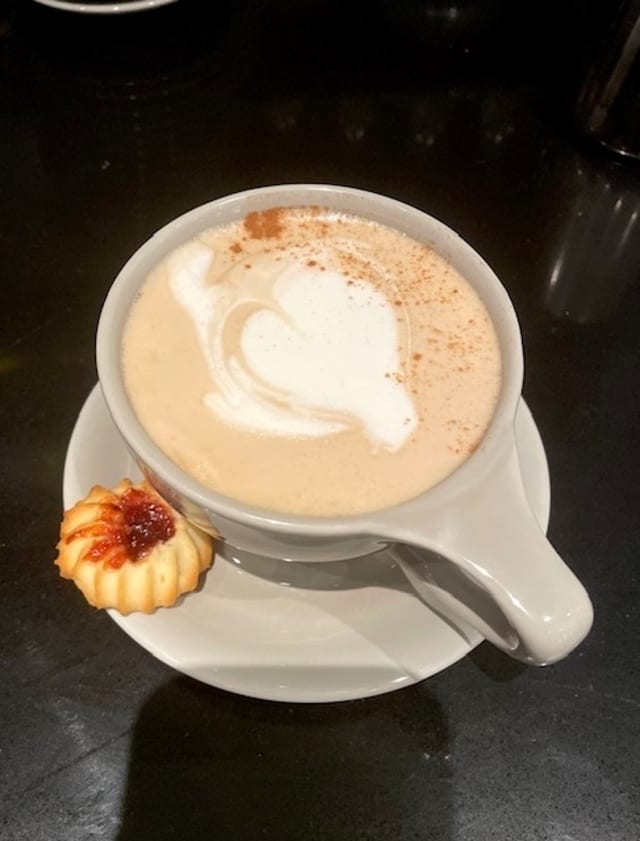 Cafe de Paraiso.